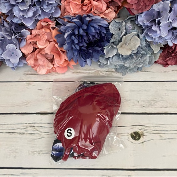 Sexy Ruffled Low Cut Red Tropical Push Up Swimsuit - Picture 15 of 16